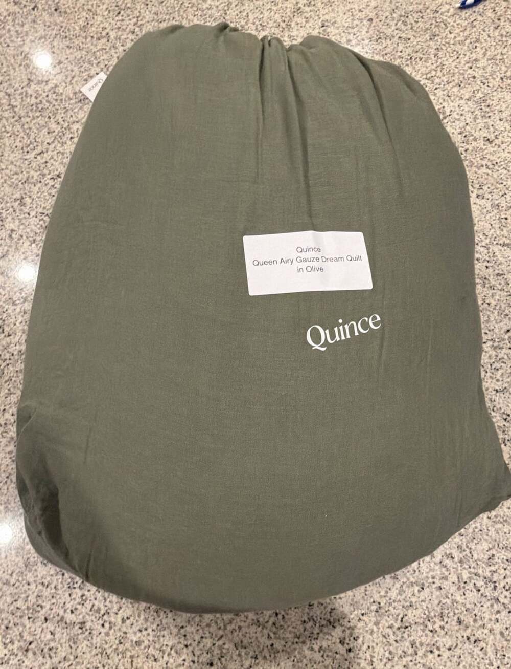 Quince Queen Airy Gauze Dream Quilt in Olive